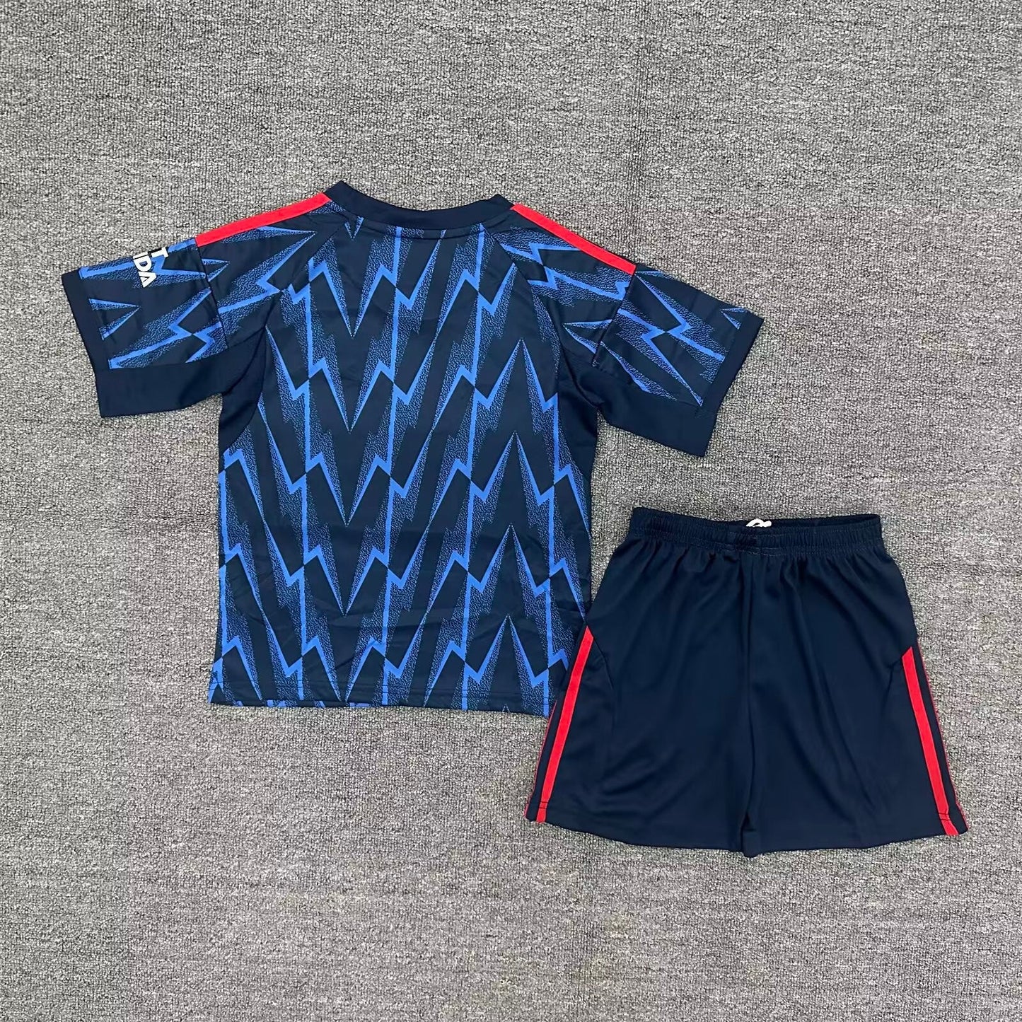 Kids Arsenal Away Kit 2025/26